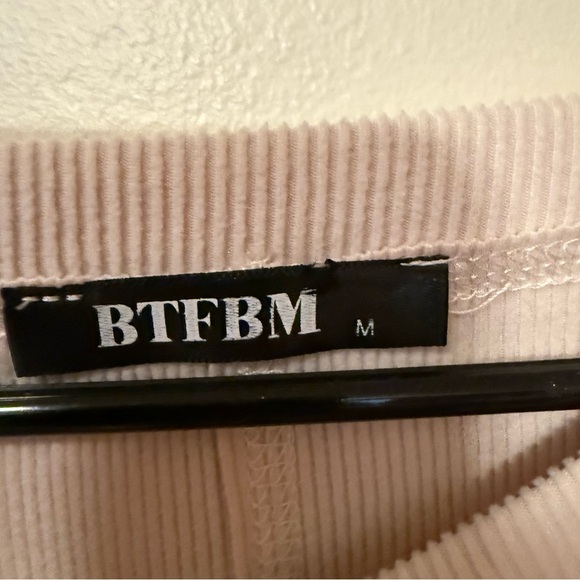 Cream Long Sleeve Relaxed Blouse - Picture 4 of 5